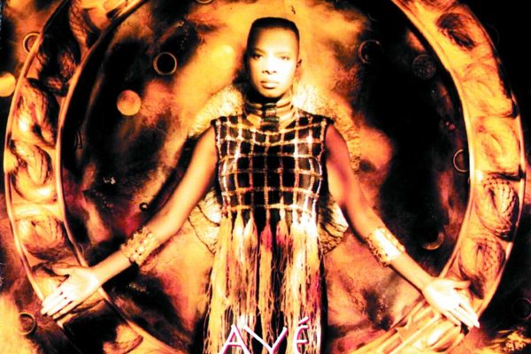 Angélique Kidjo - Agolo